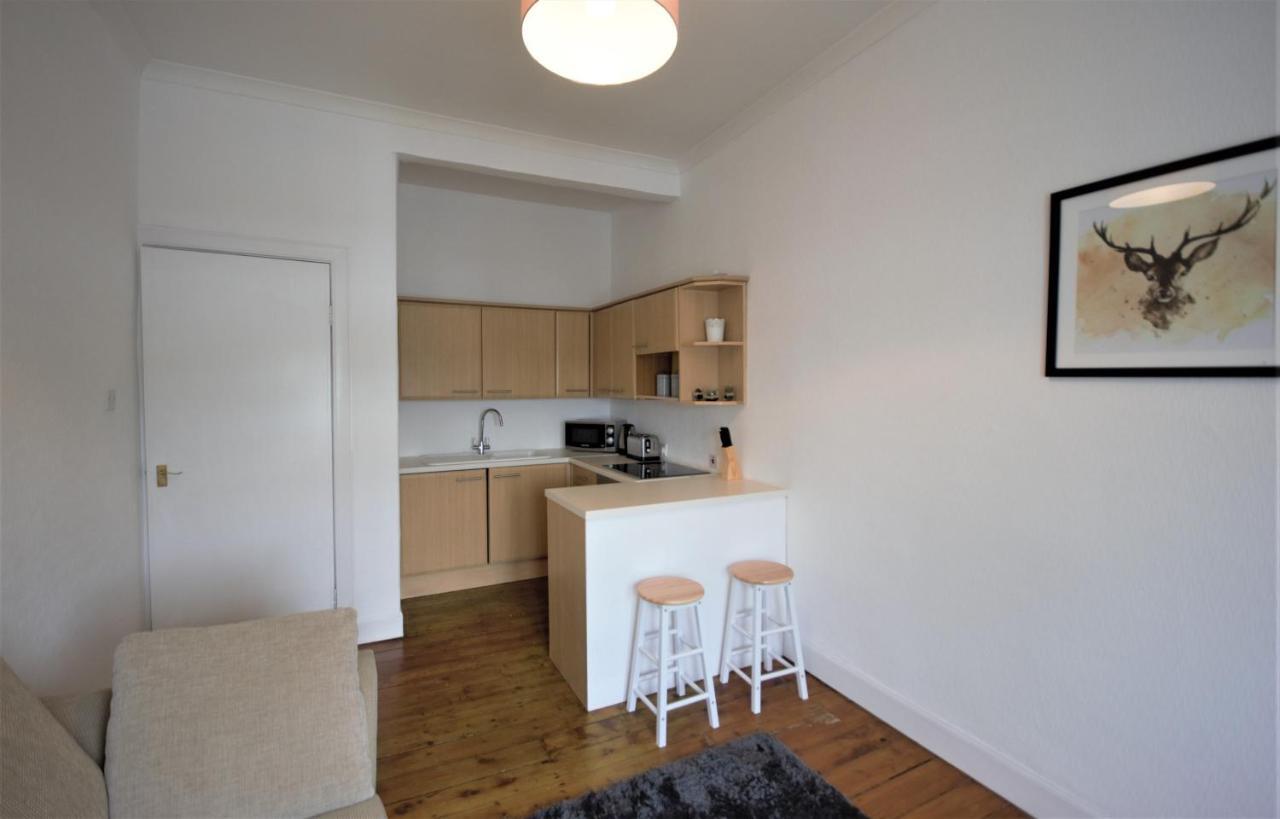 Bright And Cosy West End Apartment *
