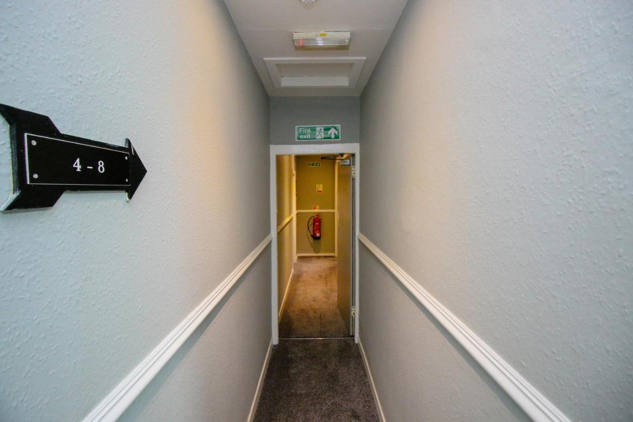 Charing Cross Guest house 3*