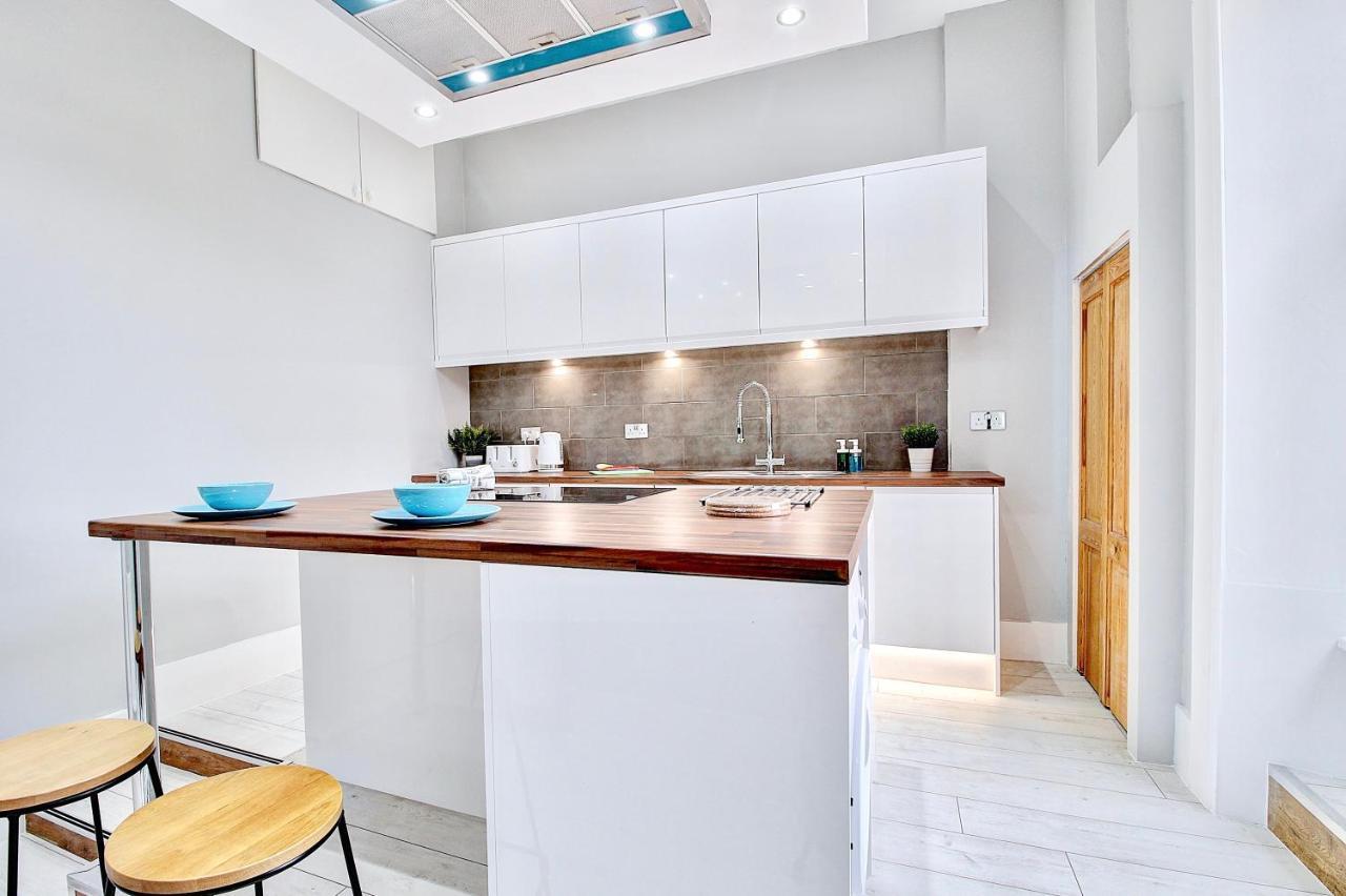 Apartment Luxurious Nr Subway Glasgow