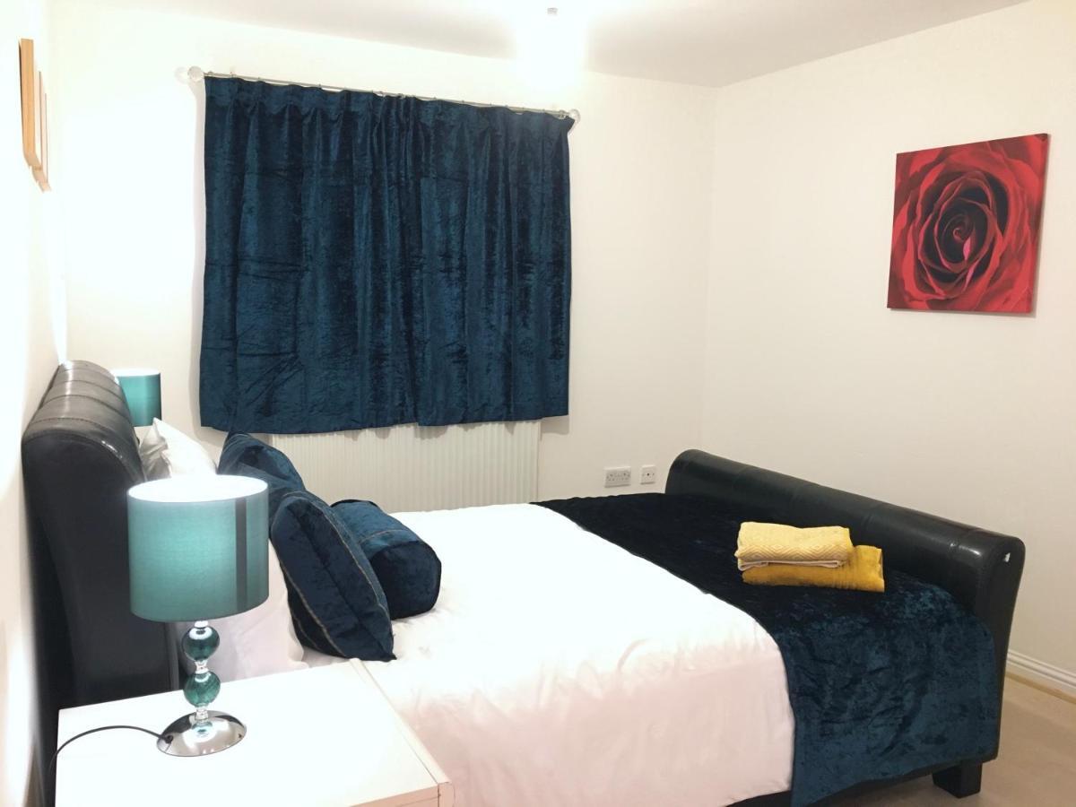 Cozy Nights - Cambuslang 1/64 *