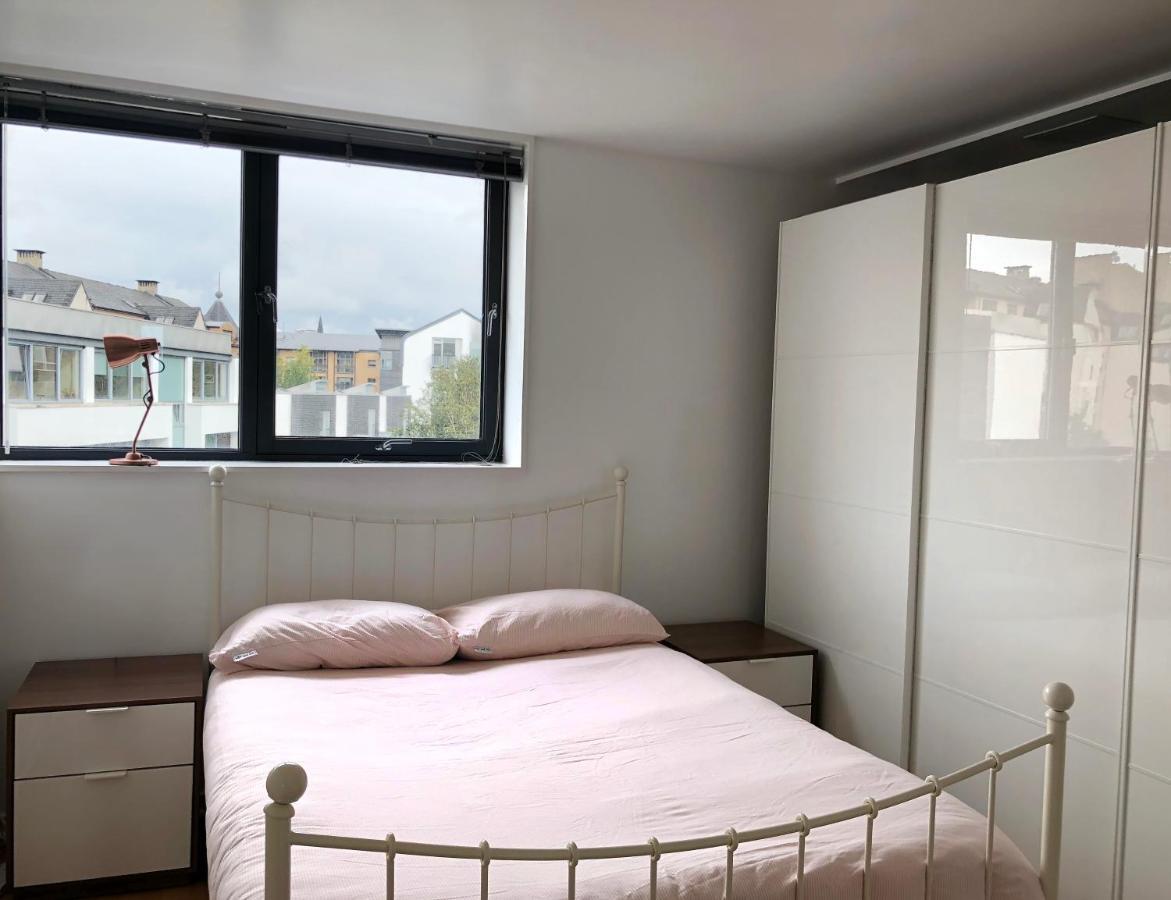 Apartment City Centre Green With Balcony And Parking *