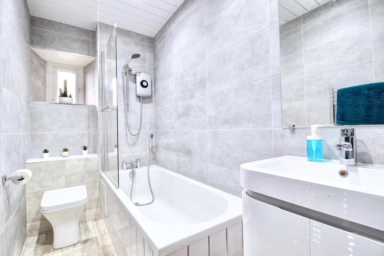 Apartment Luxurious Nr Subway