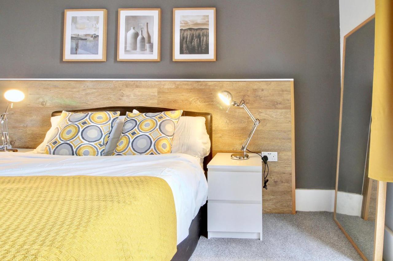 Luxurious Nr Subway Apartment Glasgow
