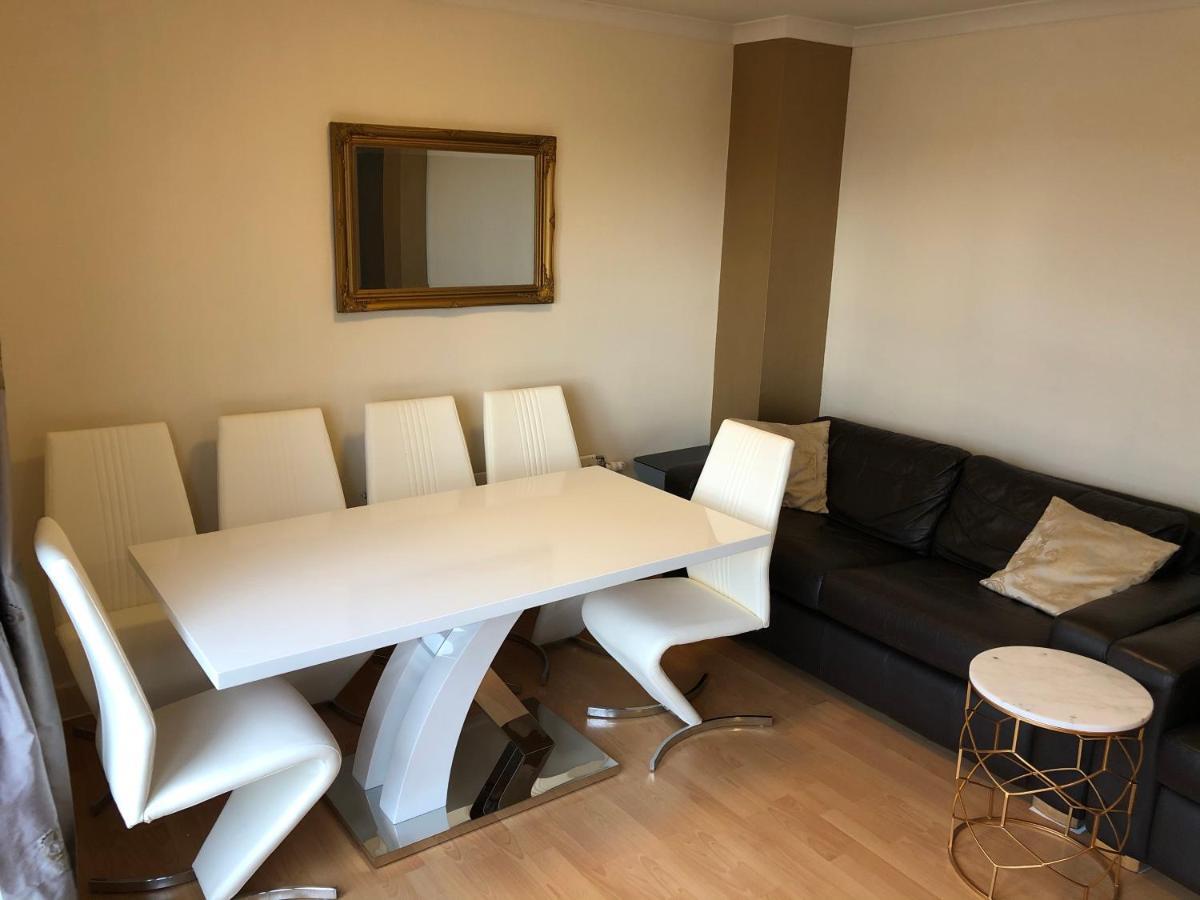 Penthouse 3 Bedroom Luxury - Centre Apartment *