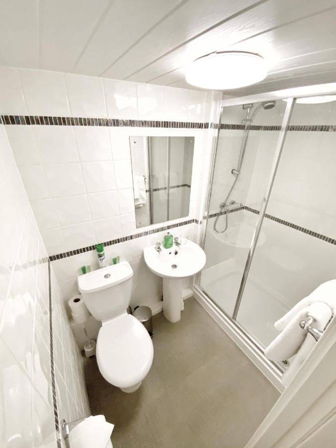 Glasgow Guest House Bed & Breakfast Glasgow