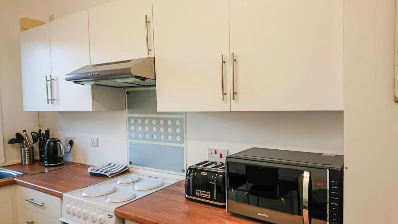 Carnock Road - Silverburn Shopping Centre Apartment Glasgow