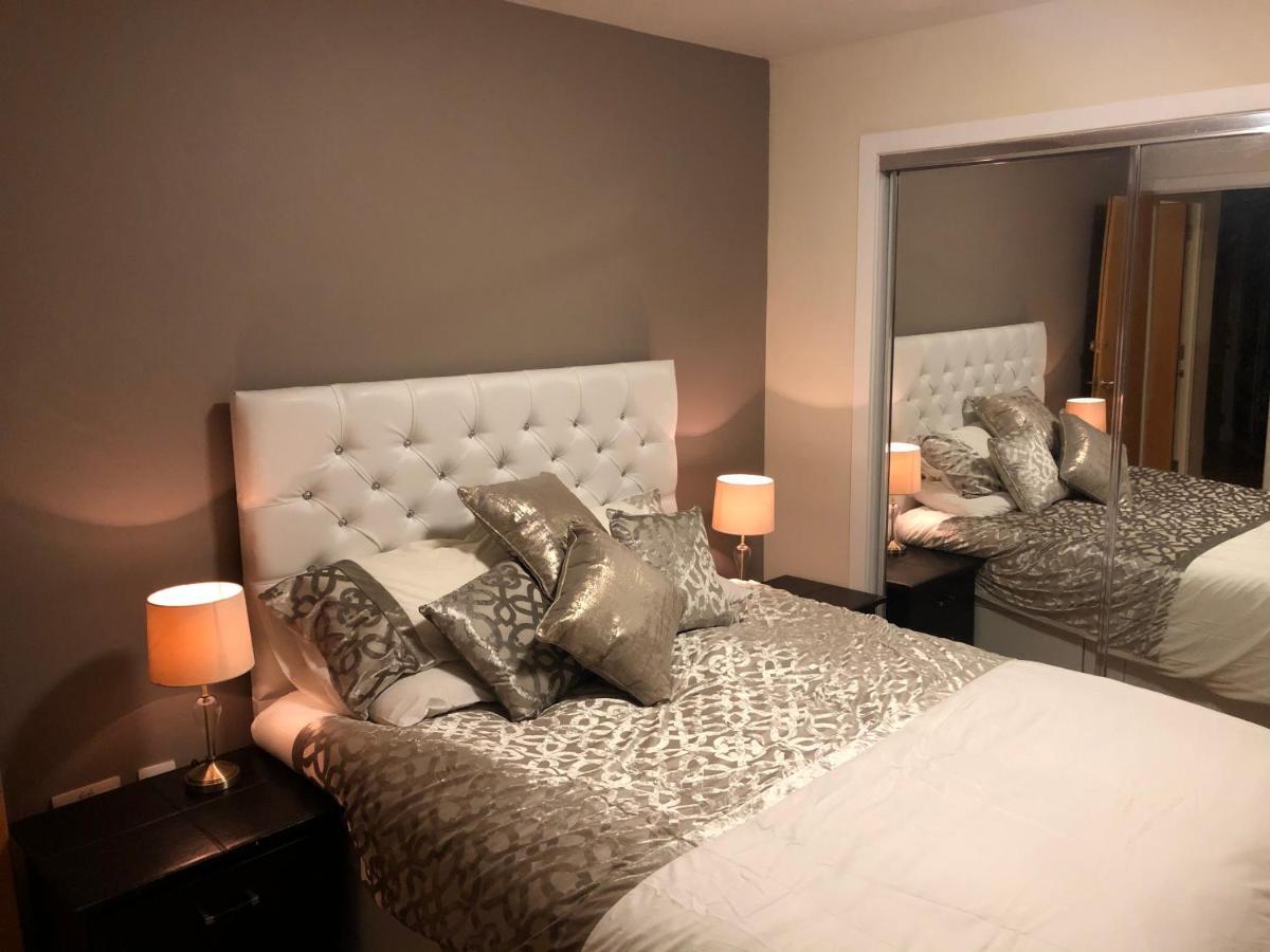 Penthouse 3 Bedroom Luxury - Centre Apartment *