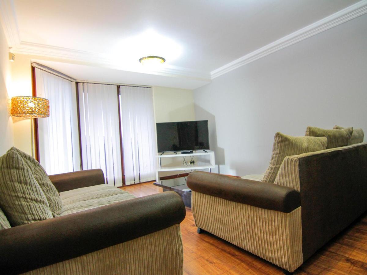 Lancefield Quay The River Front Apartment