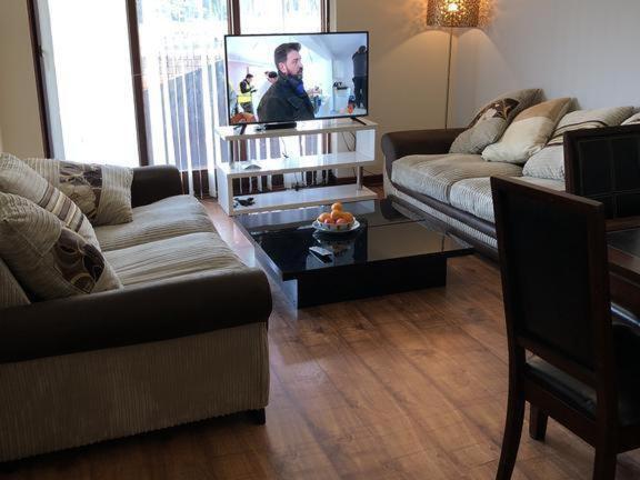 Lancefield Quay The River Front Apartment *