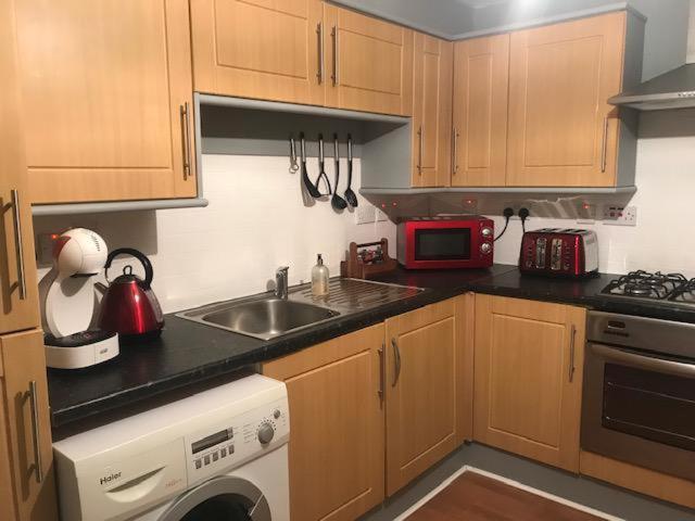 Lancefield Quay The River Front Apartment *
