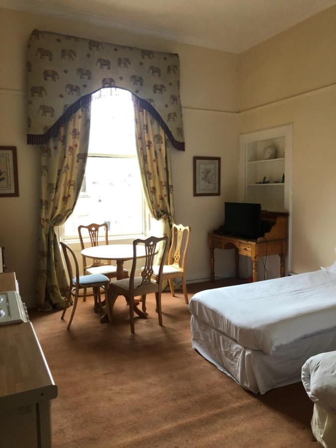 The Georgian House Guest house 2*