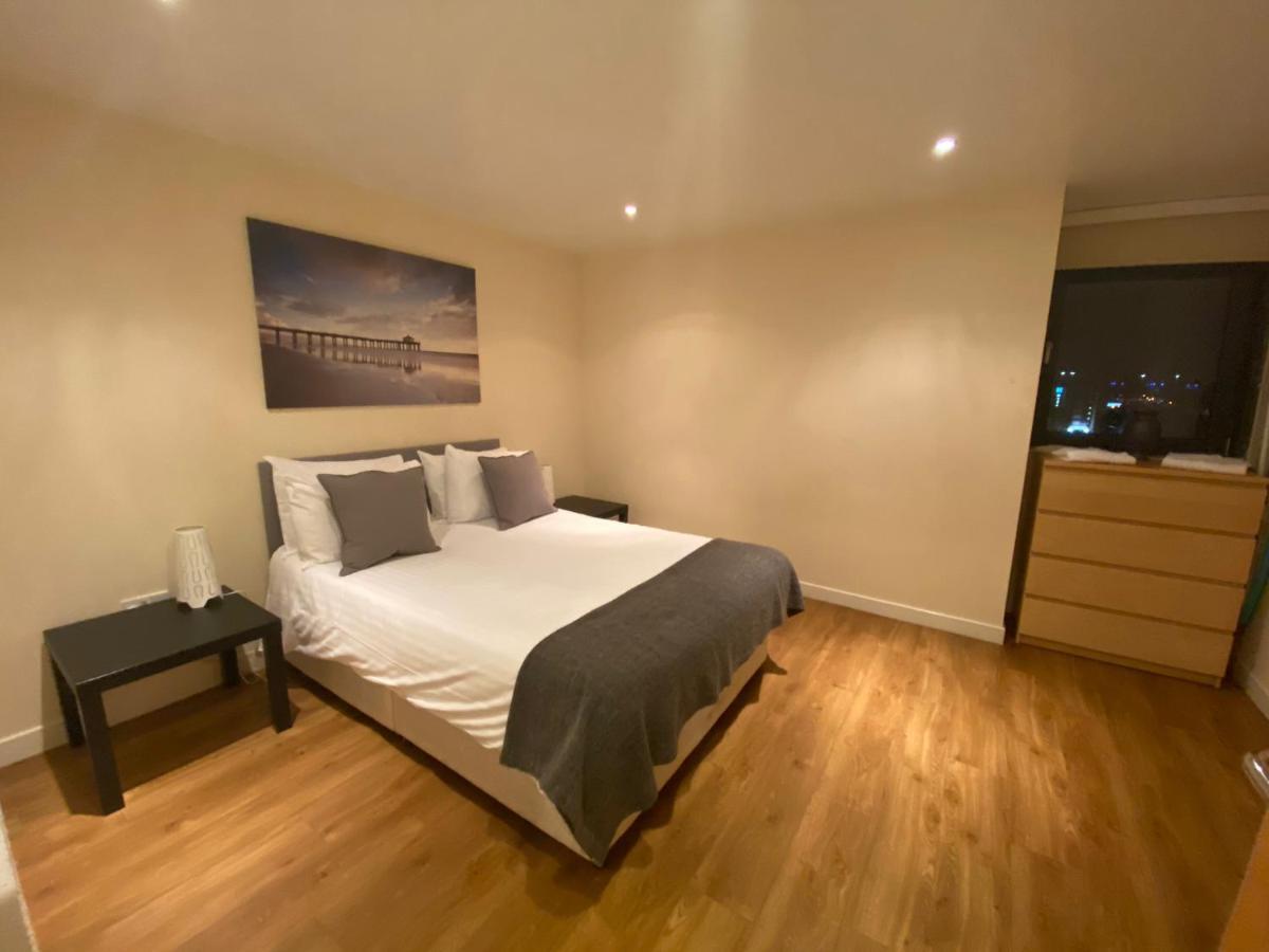 The Heights - River And City View Apartment