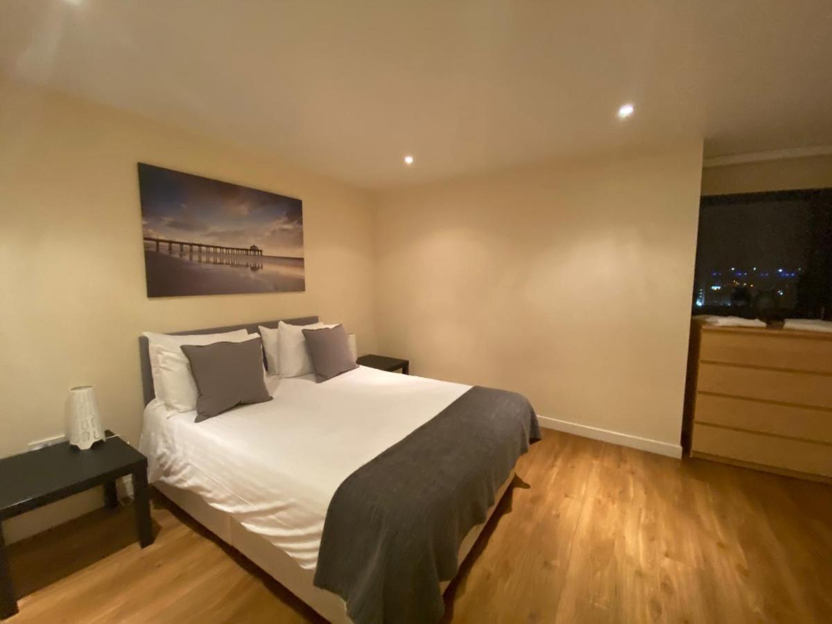 The Heights - River And City View Apartment *