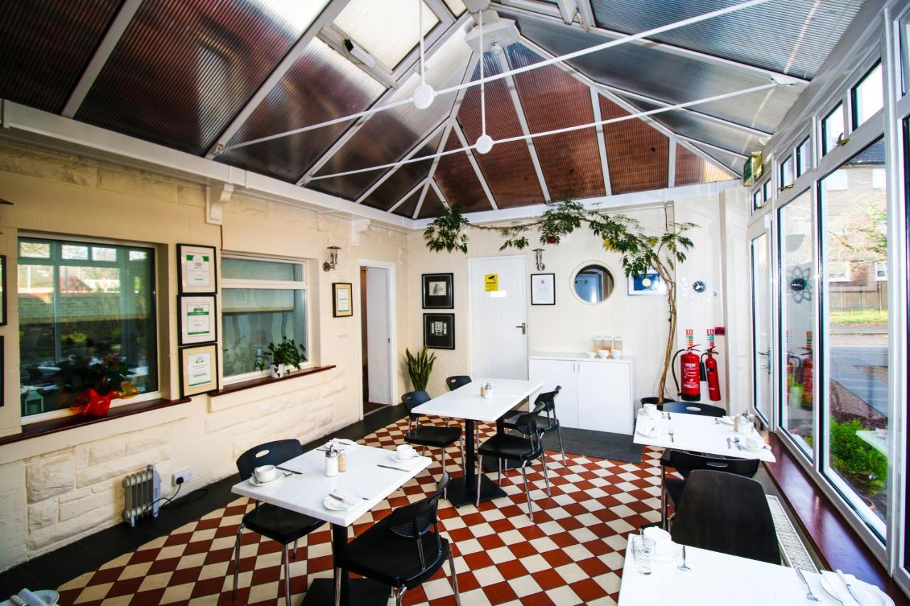 Glasgow Guest House Bed & Breakfast 3*
