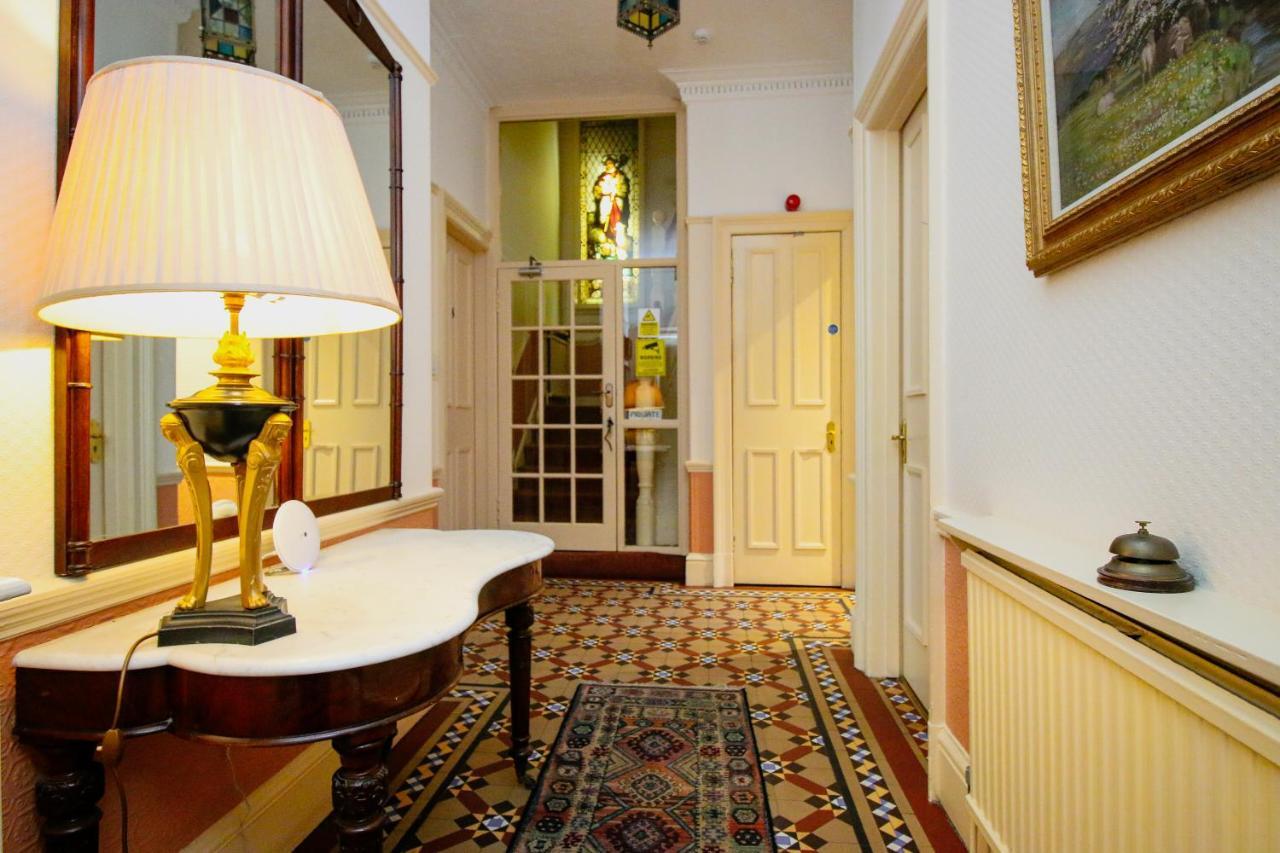 Glasgow Guest House