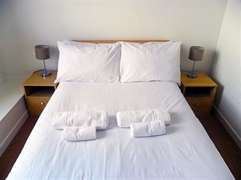 The B Suites Hotel