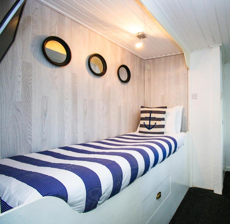 Glasgow Guest House Bed & Breakfast