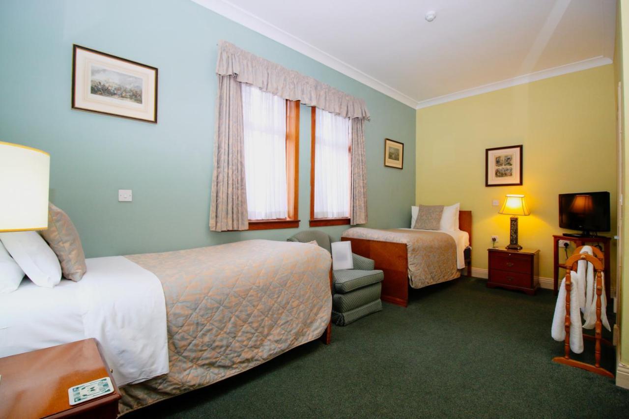 Glasgow Guest House Bed & Breakfast 3*