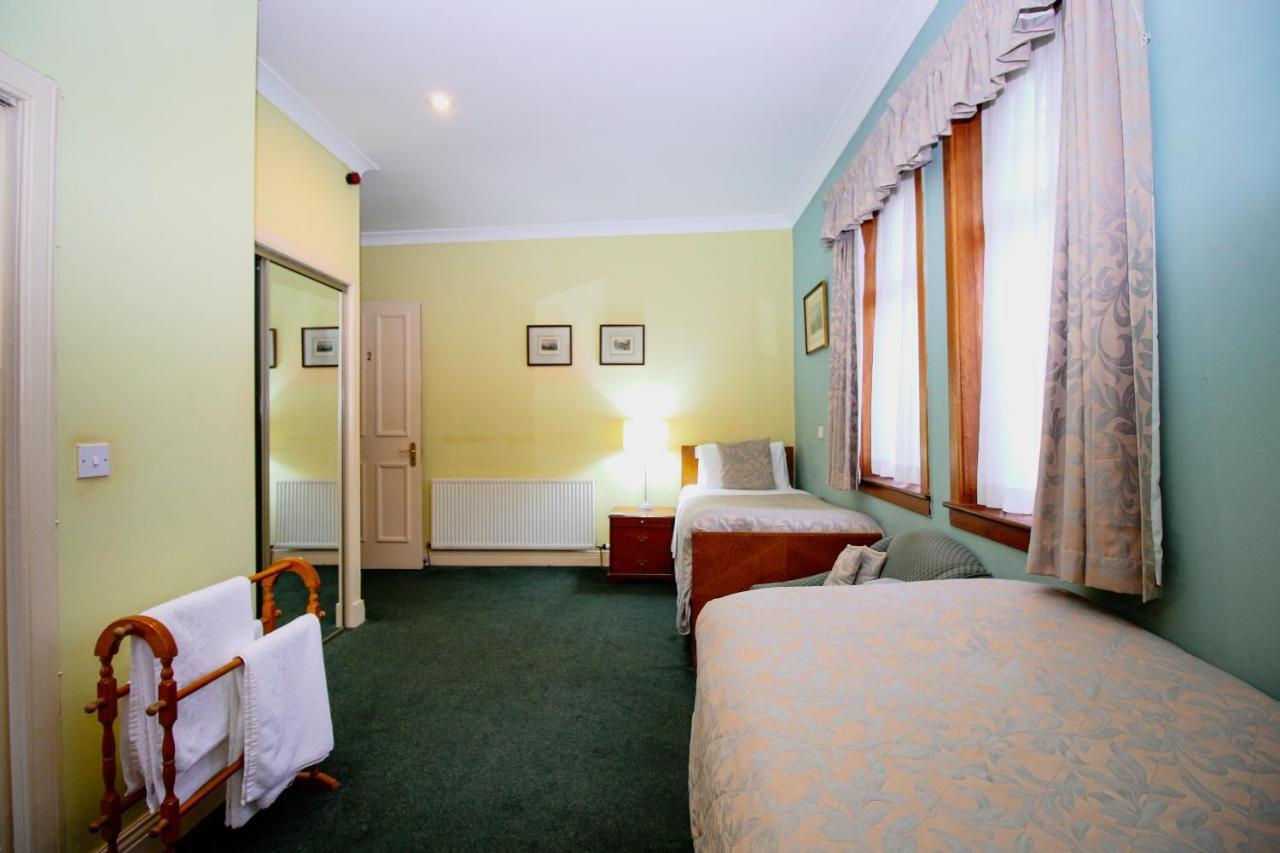 Glasgow Guest House Bed & Breakfast Glasgow