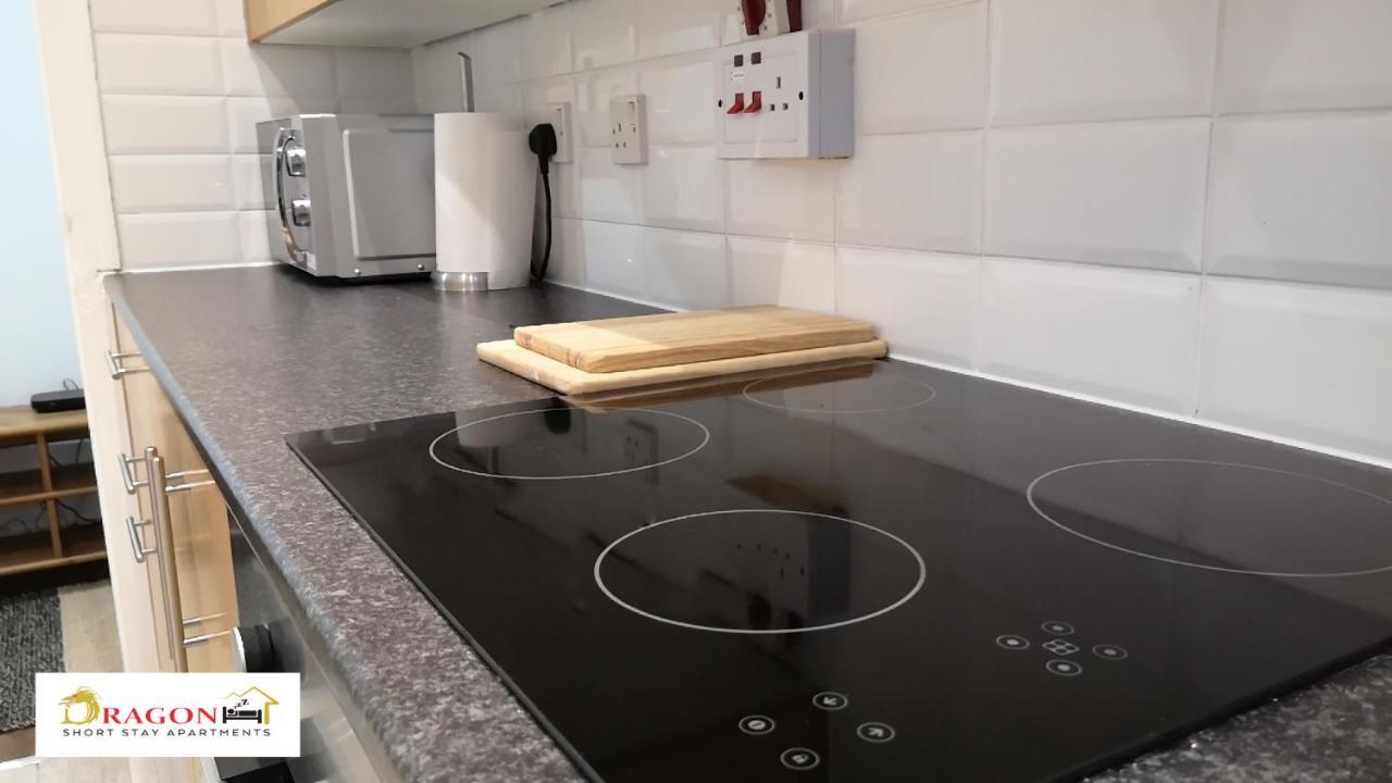 Dragon - Brassey 3 Bedroom * Glasgow