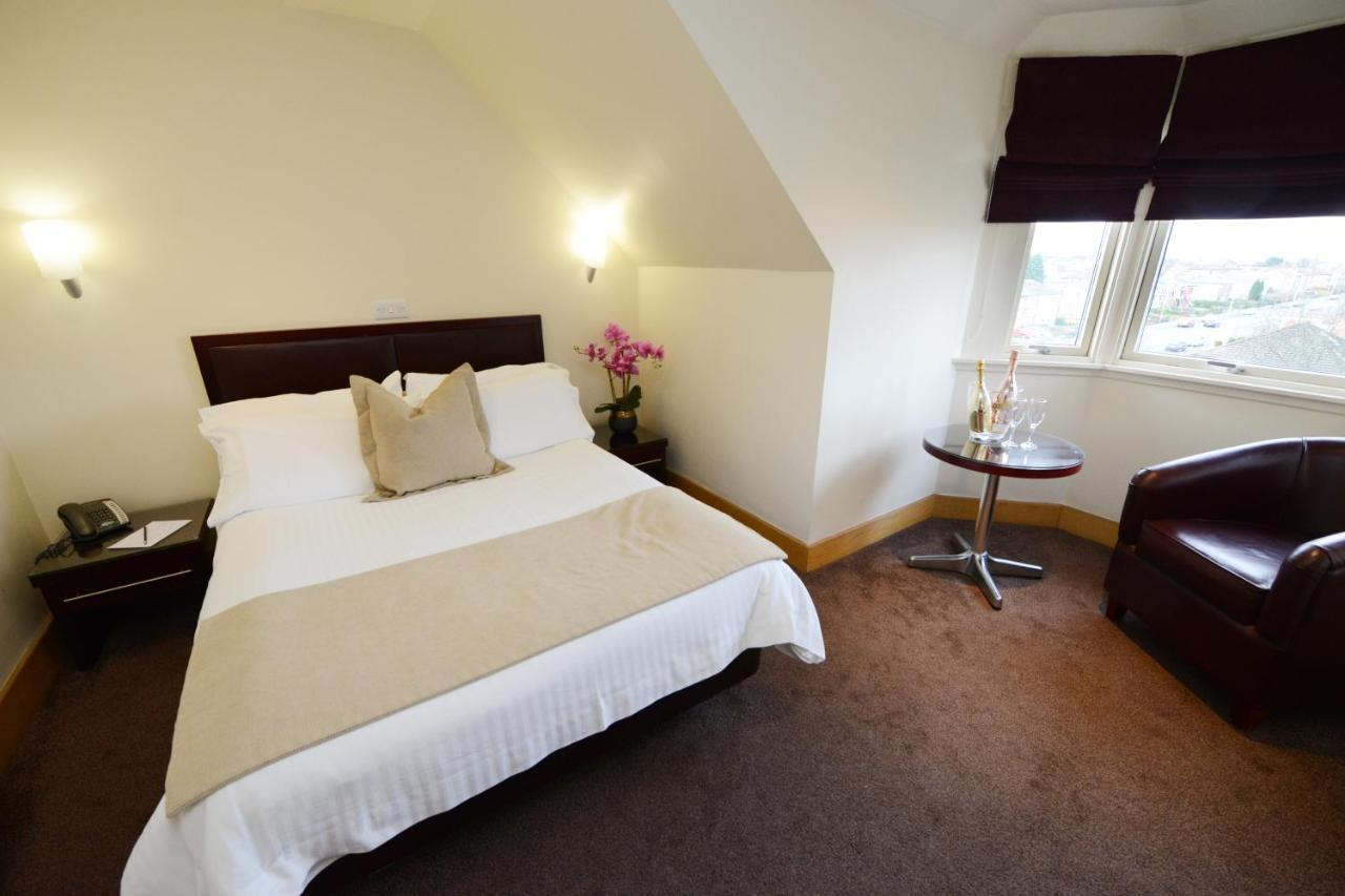 Glynhill & Near Airport 4* Glasgow