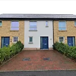 The Oatland Glasgow - Luxury House With Private Garden & Parking