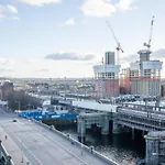 Luxury Riverview City Centre Apartment