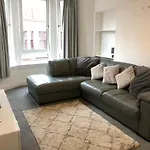 Stunning Modern Flat