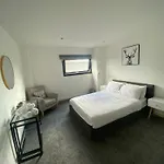 Secc&Hydro Beautiful 2Br Apartment With Free Parking