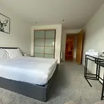 Secc&Hydro Beautiful 2Br Apartment With Free Parking