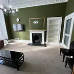 Sauchiehall Street West End Apartment