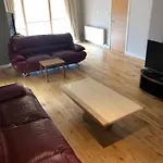 Glasgow West End Apartment
