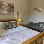 Luxury Victorian Spacious Flat