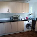 Glasgow Room Near City Centre