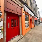 2-Bed Flat Glasgow City Centre