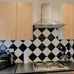 Glasgow - 1 Bedroom Apartment