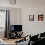 Glasgow - 1 Bedroom Apartment