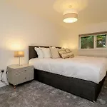 Wyndford Riverside House