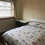 Glasgow Cozy Room