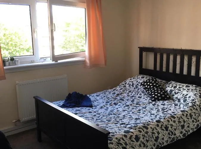 Cosy Double Bedroom In Glasgow City Centre