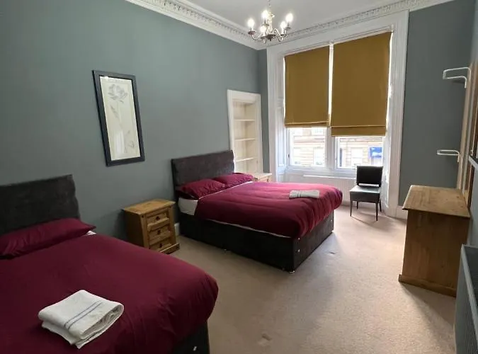Sauchiehall Street West End Apartment