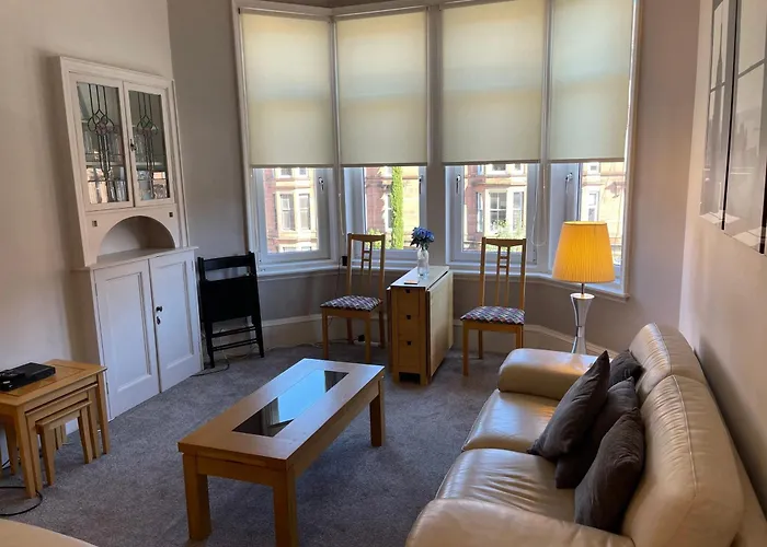 Apartment 2 Bed West End
