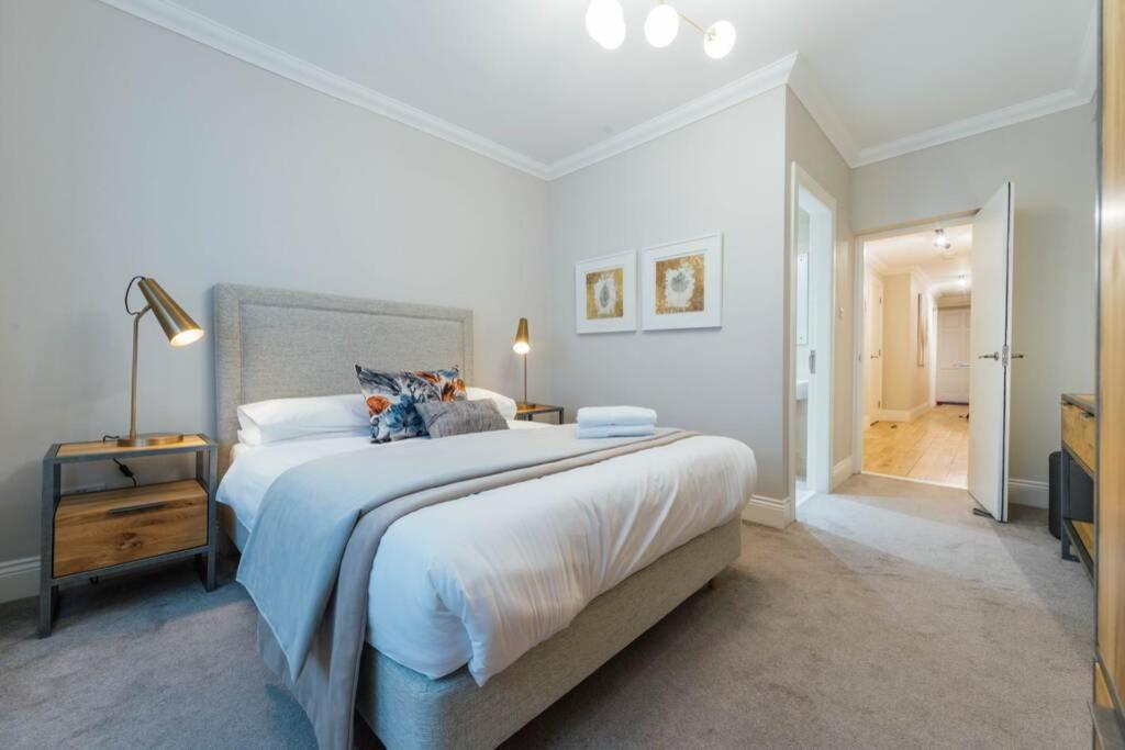 Luxury * Glasgow