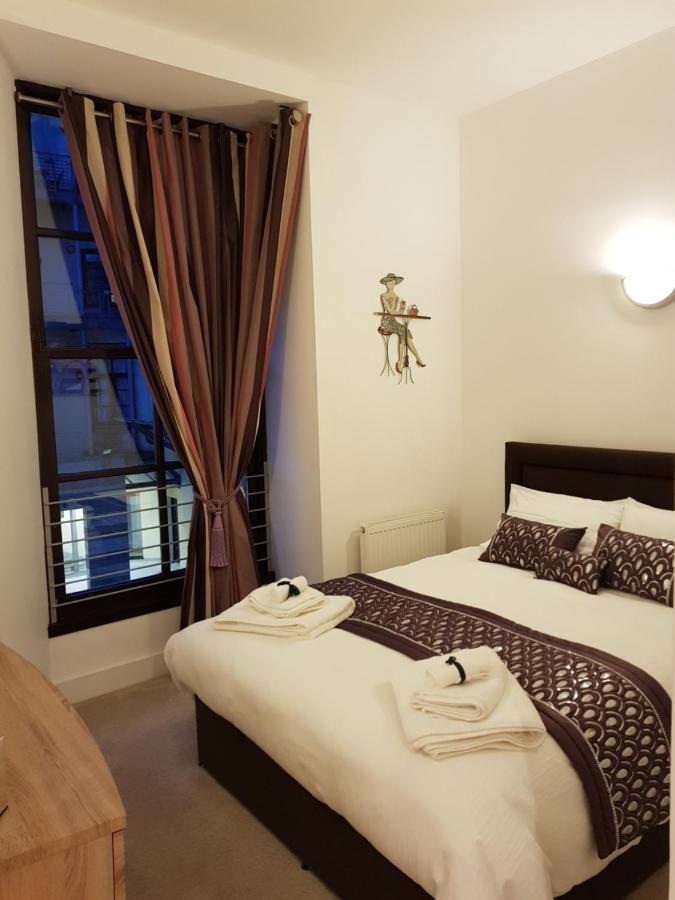 Chic Living In The Heart Of The City Apartment *