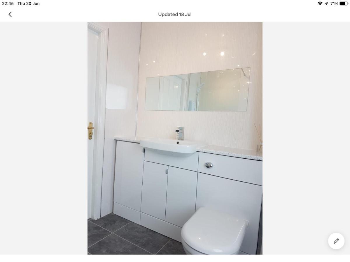 Fabulous Two Bed In Centre