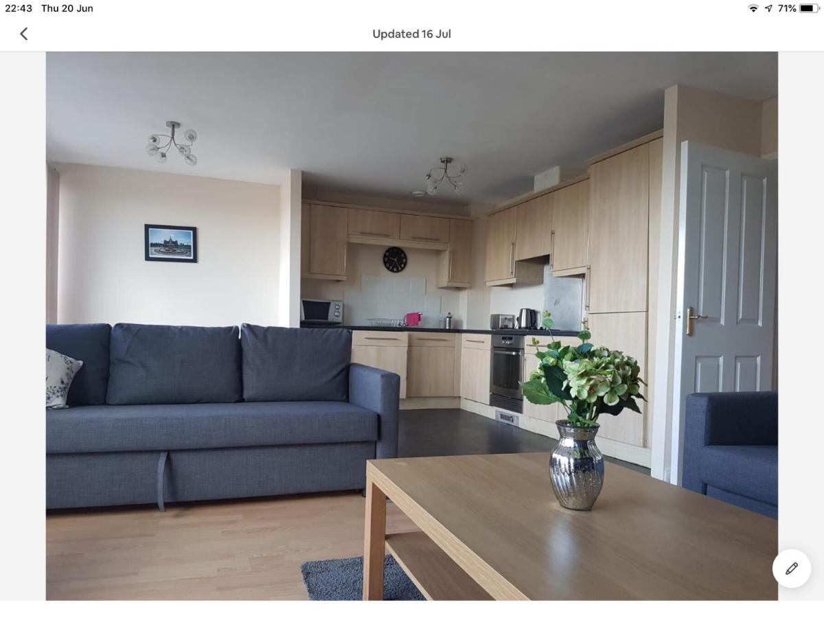 Apartment Fabulous Two Bed In Centre *