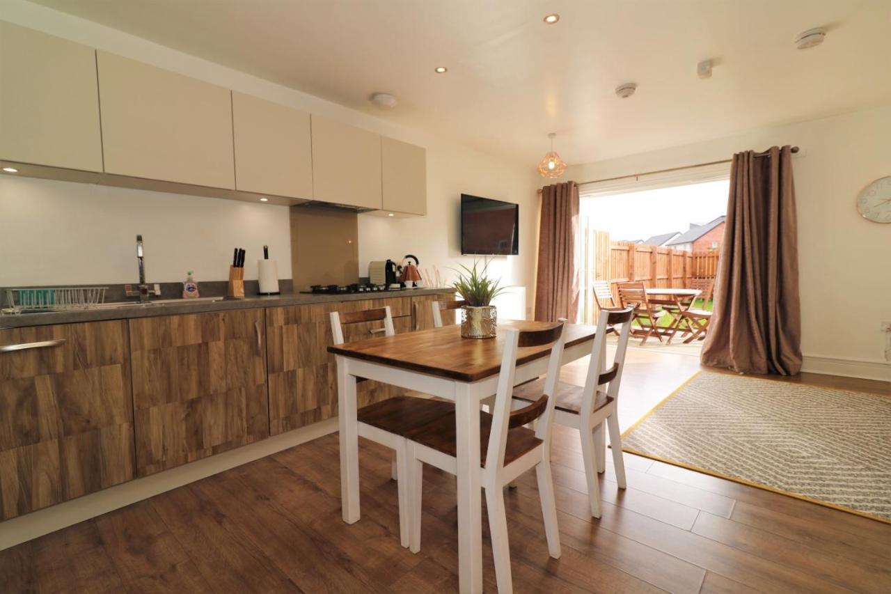 Holiday home The Oatland - Luxury House With Private Garden & Parking