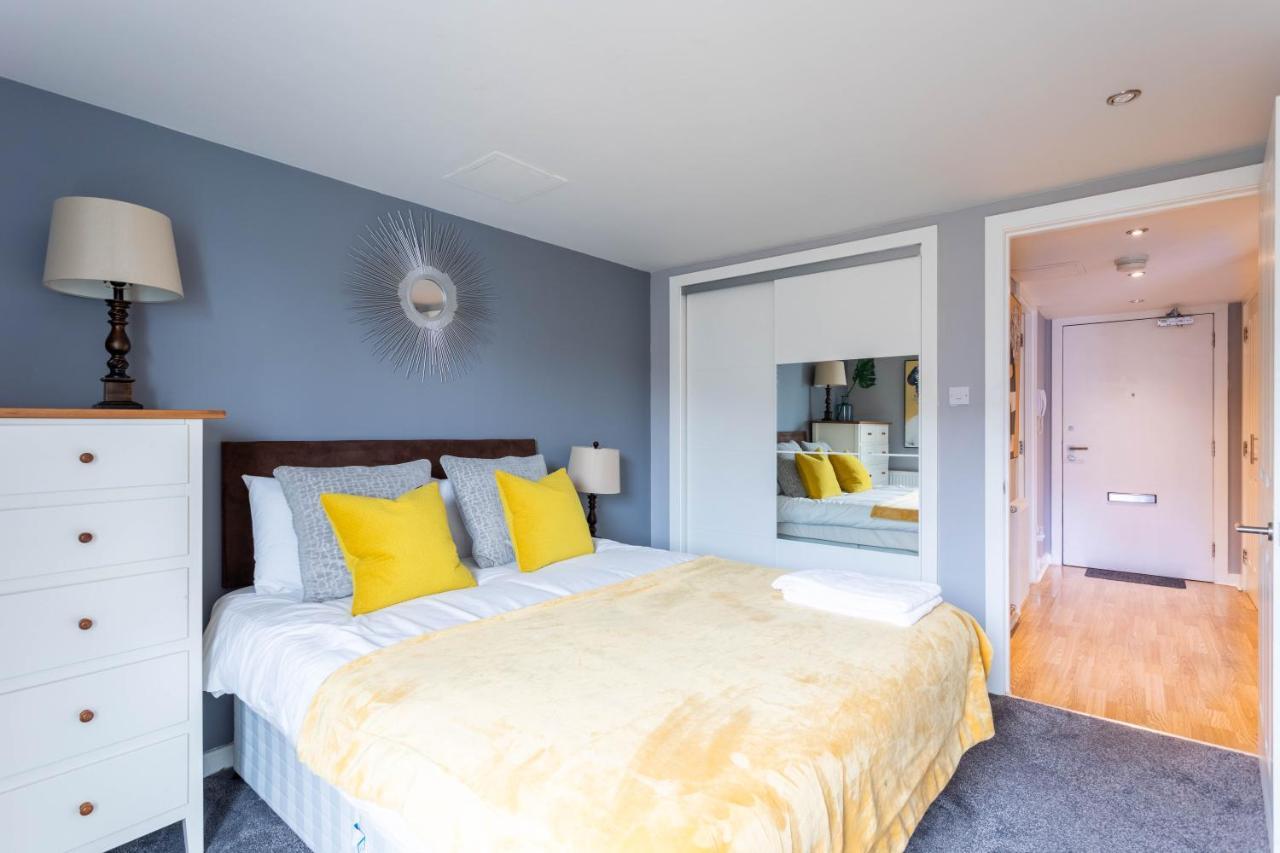 Merchant Modern 1 Bed Executive Flat *