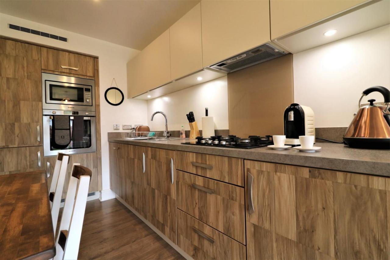 The Oatland - Luxury House With Private Garden & Parking *