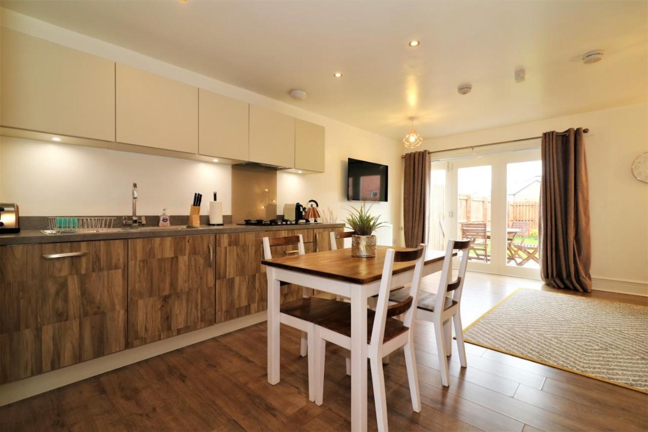 The Oatland - Luxury House With Private Garden & Parking Glasgow